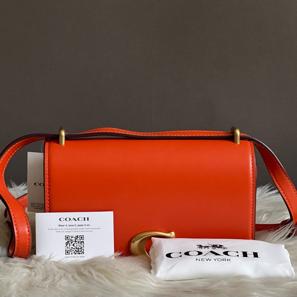 CD724 - Coach Bandit Crossbody - Picture 13 of 16